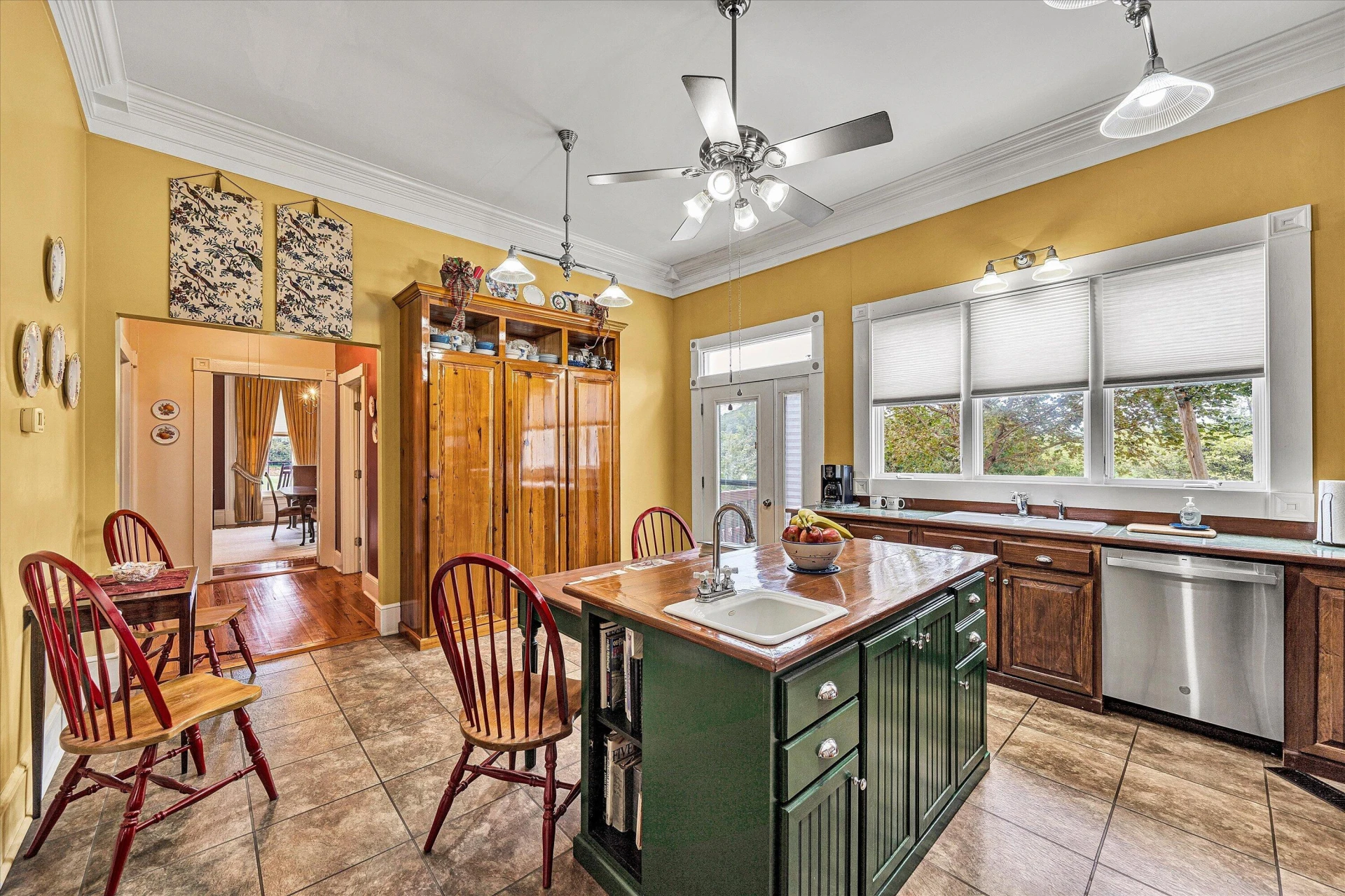 25 ORCHARD AVE - Photo 24
