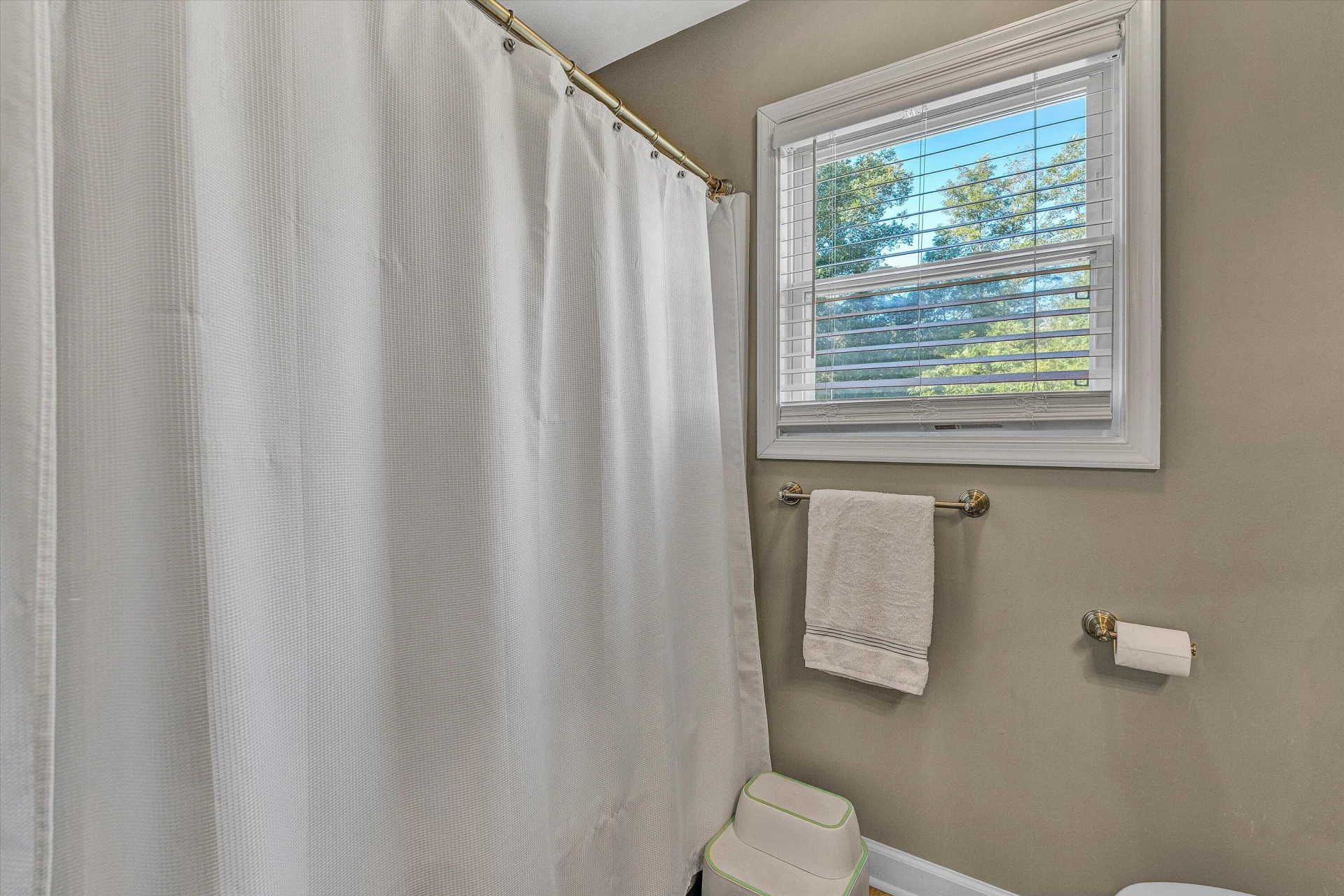 2358 Twin Lake DR - Photo 13