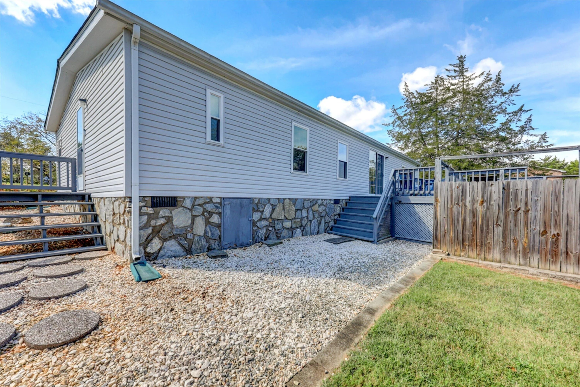 545 BLACK ROCK RD - Photo 25