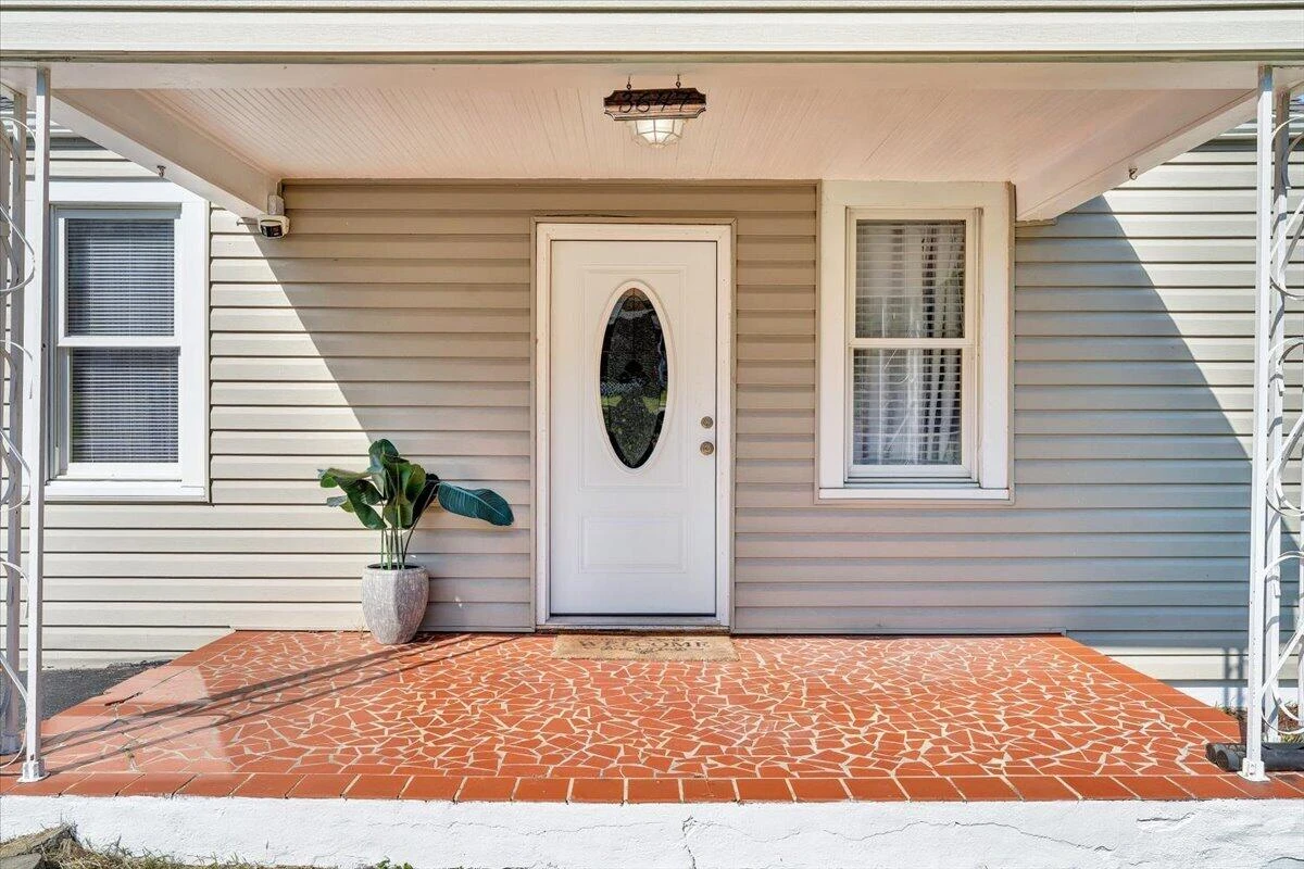 3647 Ventnor RD SE - Photo 2