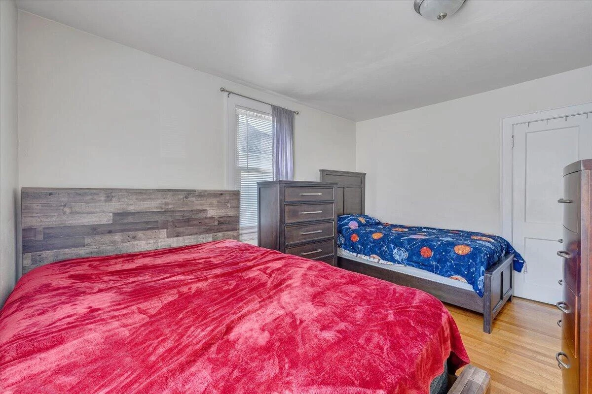 3647 Ventnor RD SE - Photo 18