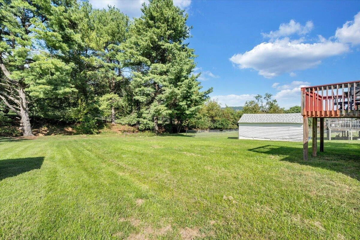 3647 Ventnor RD SE - Photo 26