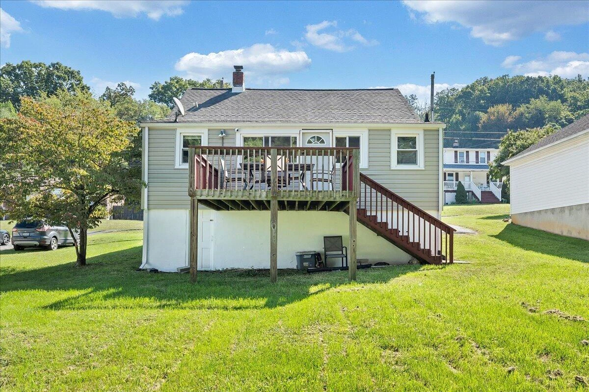 3647 Ventnor RD SE - Photo 29