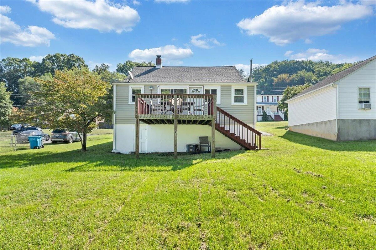 3647 Ventnor RD SE - Photo 30