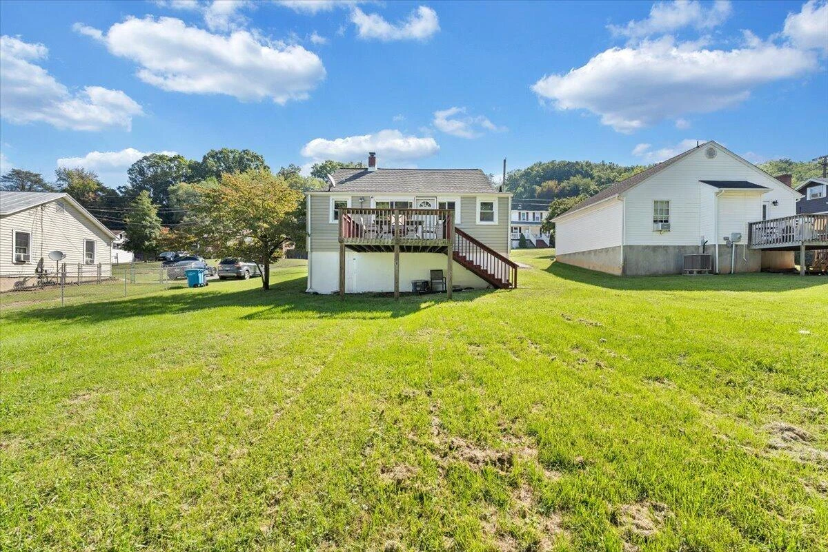 3647 Ventnor RD SE - Photo 31