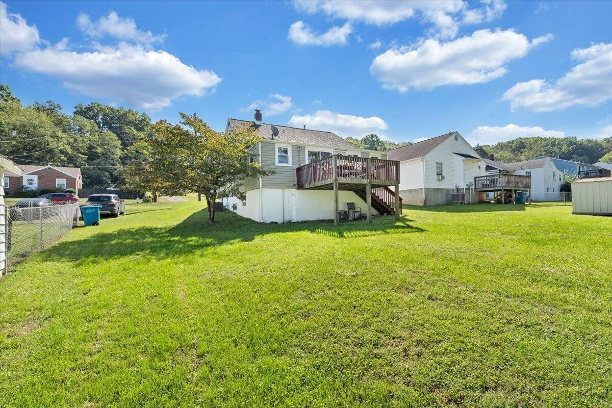 3647 Ventnor RD SE - Photo 33
