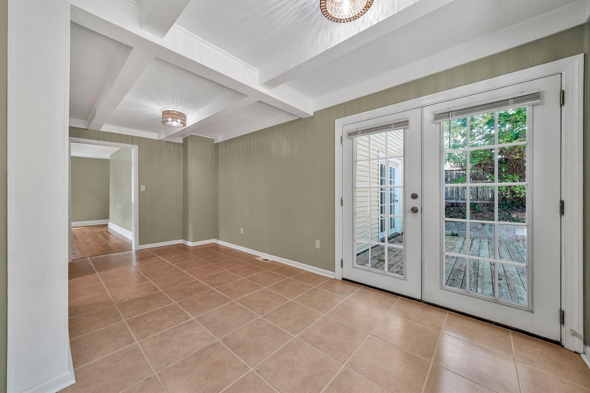 1823 Brandon AVE SW - Photo 12