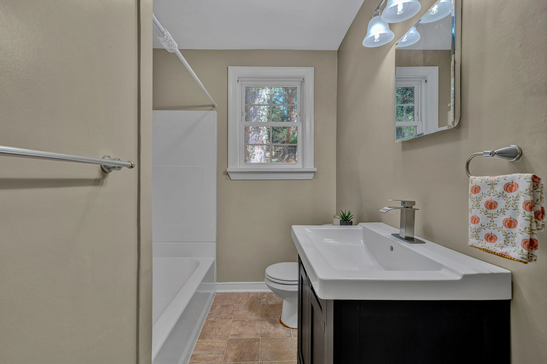 1823 Brandon AVE SW - Photo 14