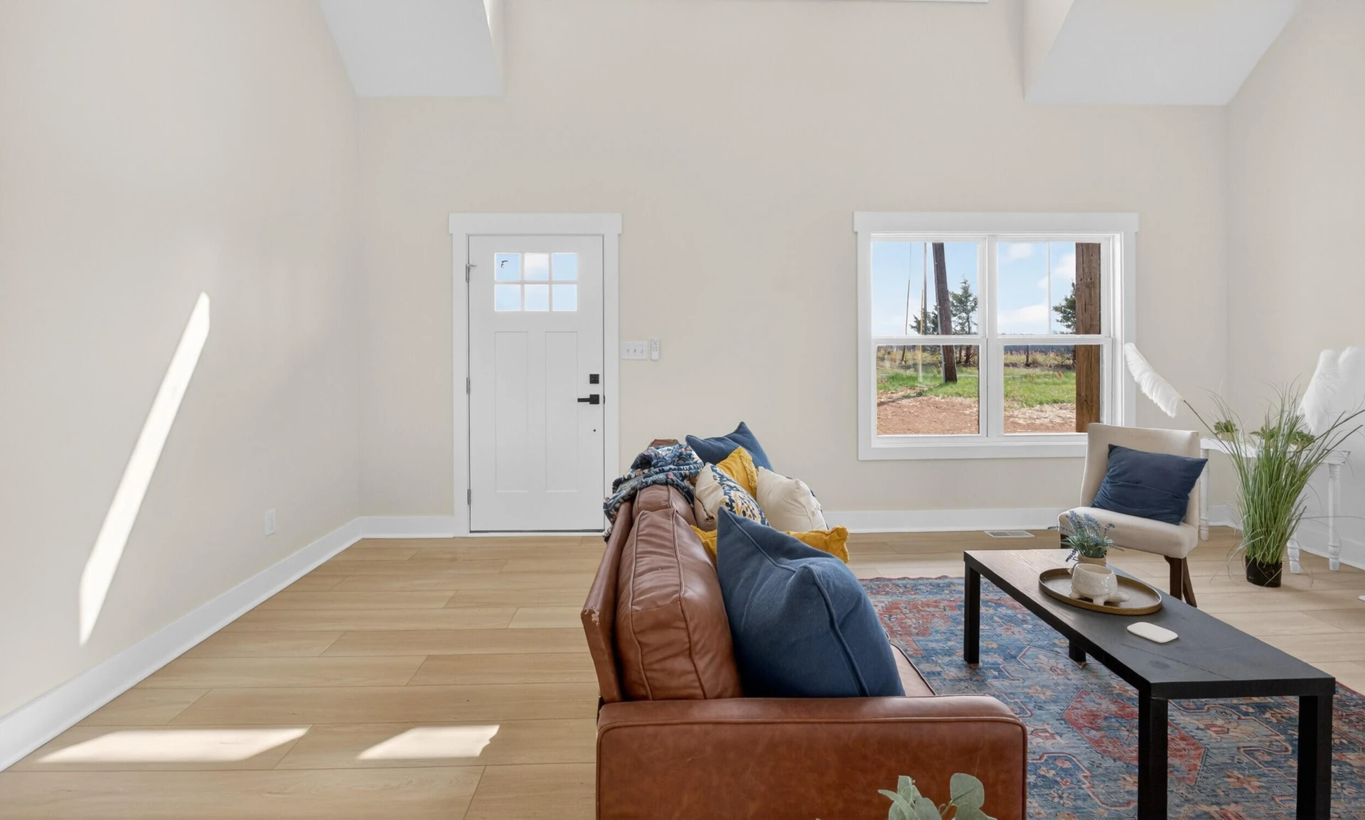 131 Woods Edge DR - Photo 2