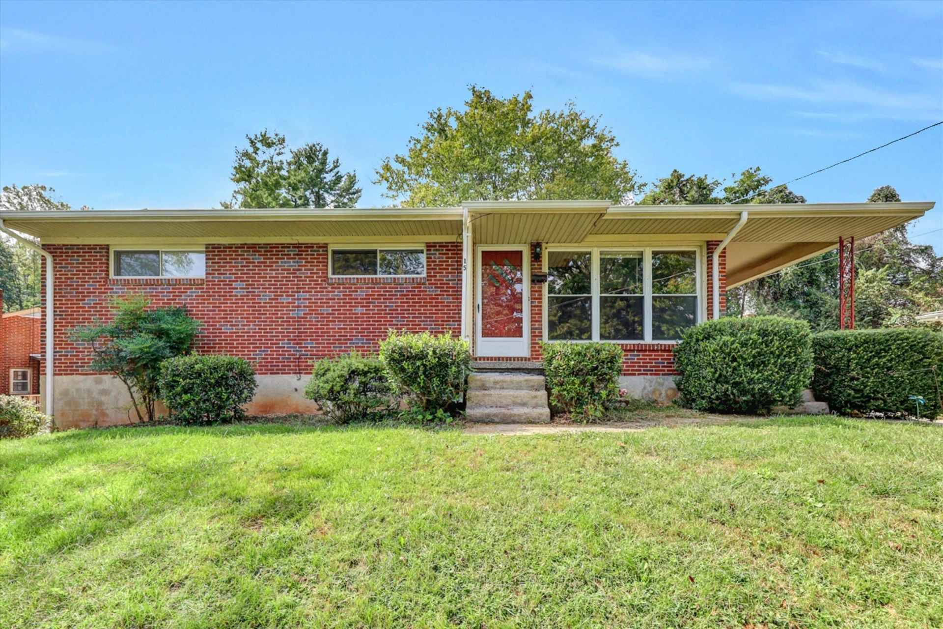 15 Cedar AVE