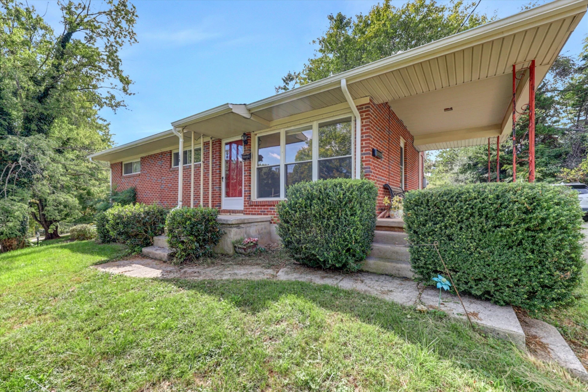 15 Cedar AVE - Photo 2