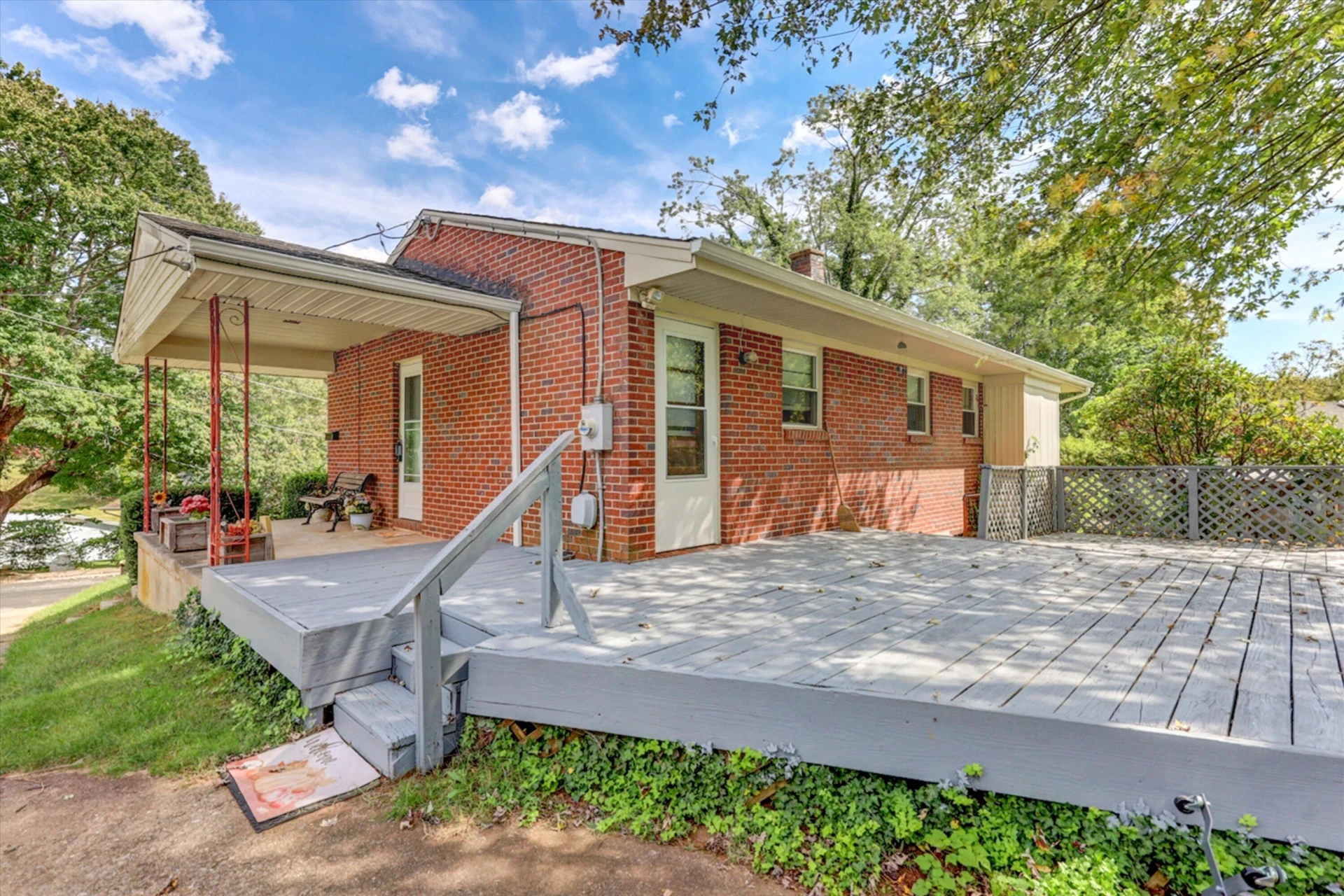 15 Cedar AVE - Photo 3
