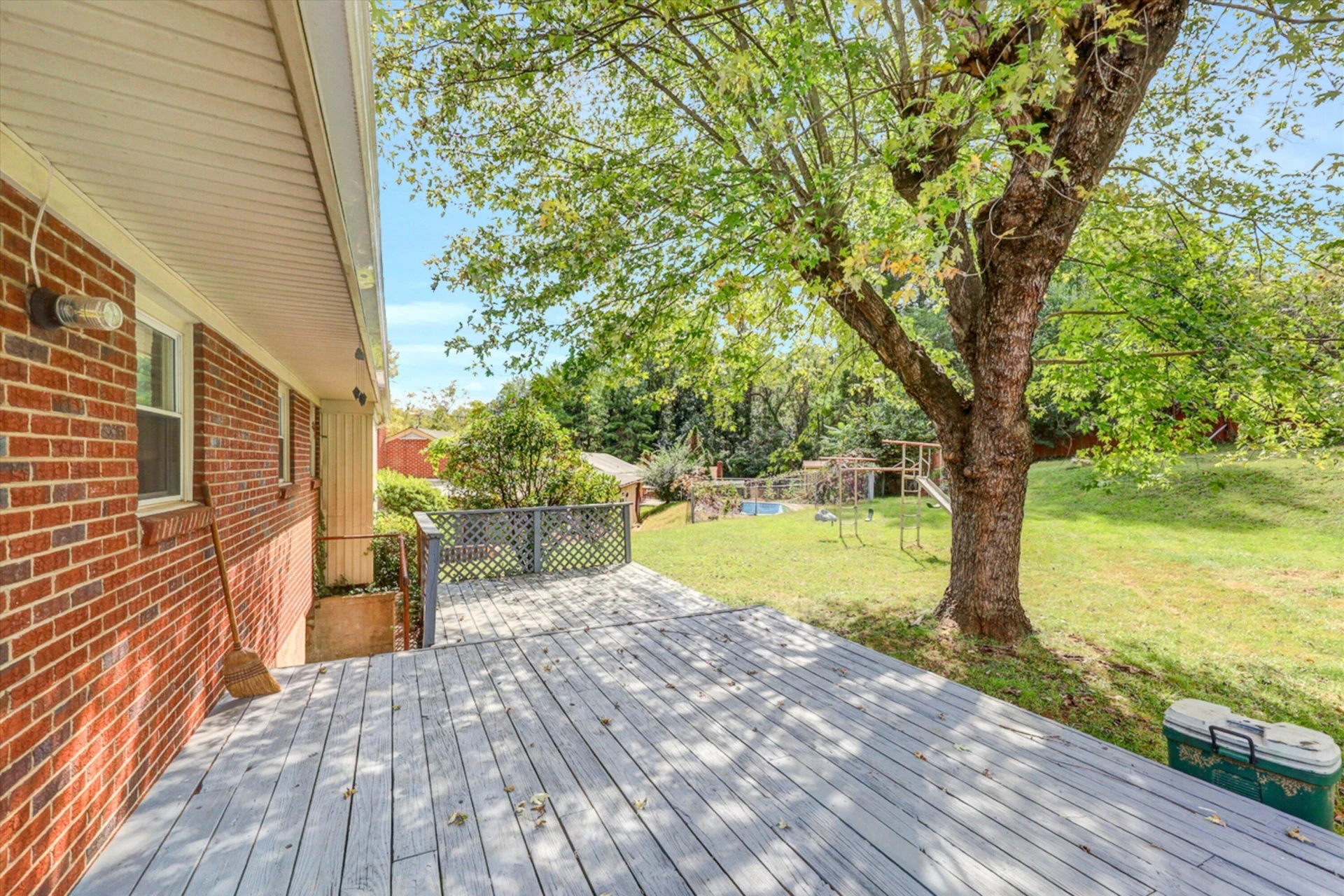 15 Cedar AVE - Photo 5