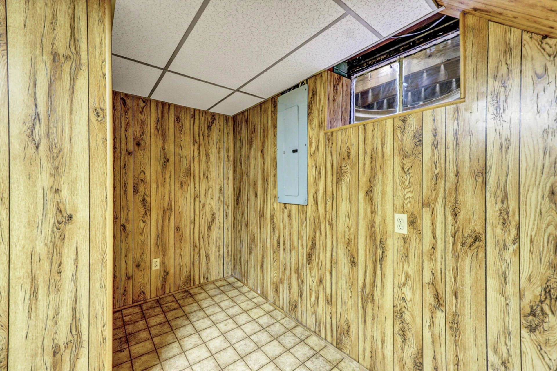 15 Cedar AVE - Photo 26