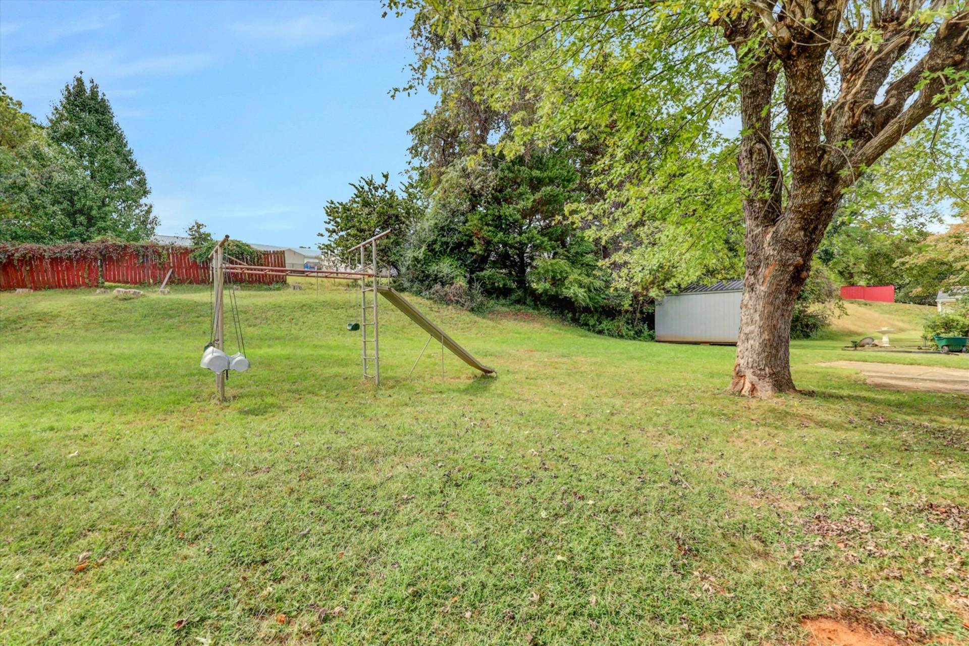 15 Cedar AVE - Photo 36