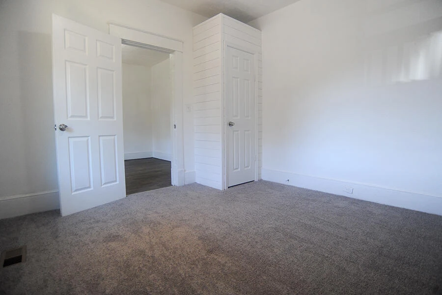 1308 Tazewell AVE SE - Photo 9