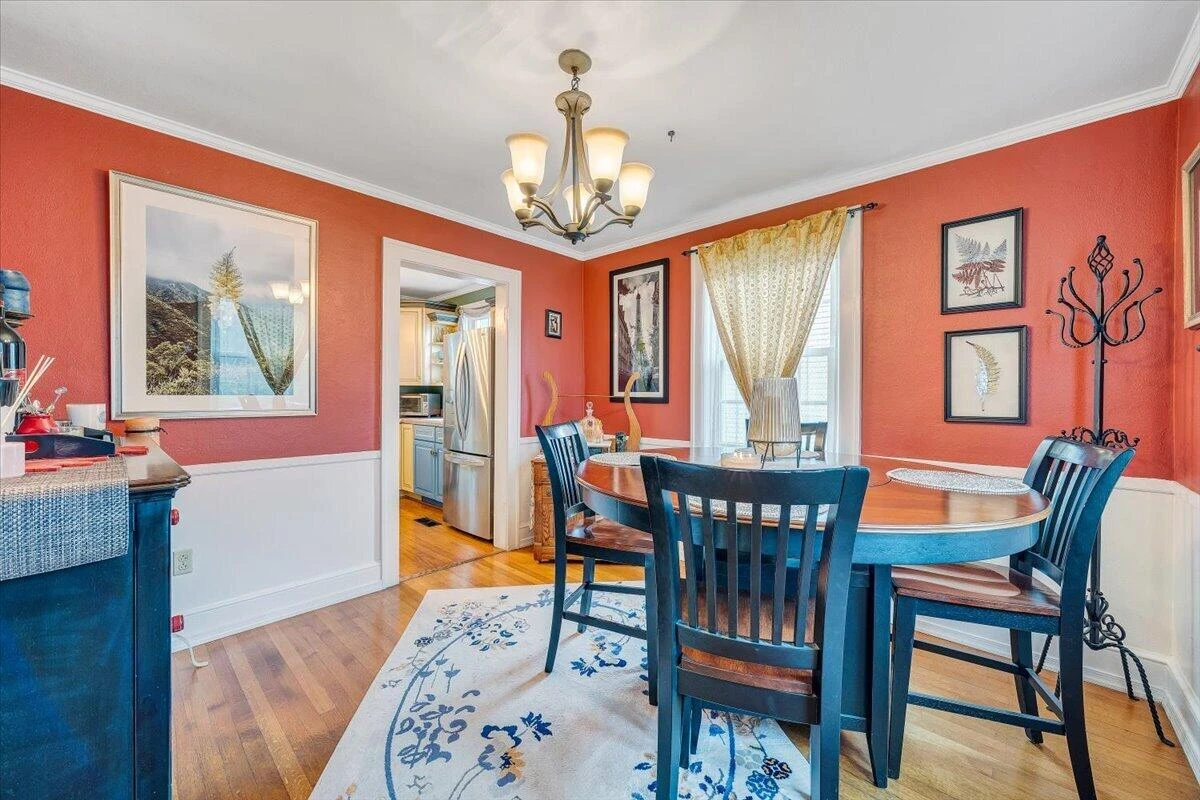 2306 Berkley AVE SW - Photo 10