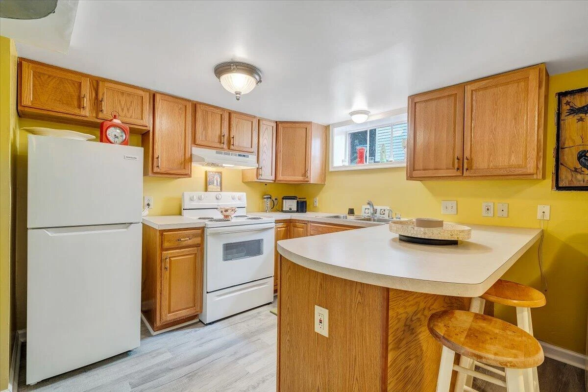 2306 Berkley AVE SW - Photo 28