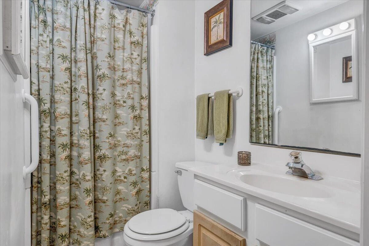 2306 Berkley AVE SW - Photo 31