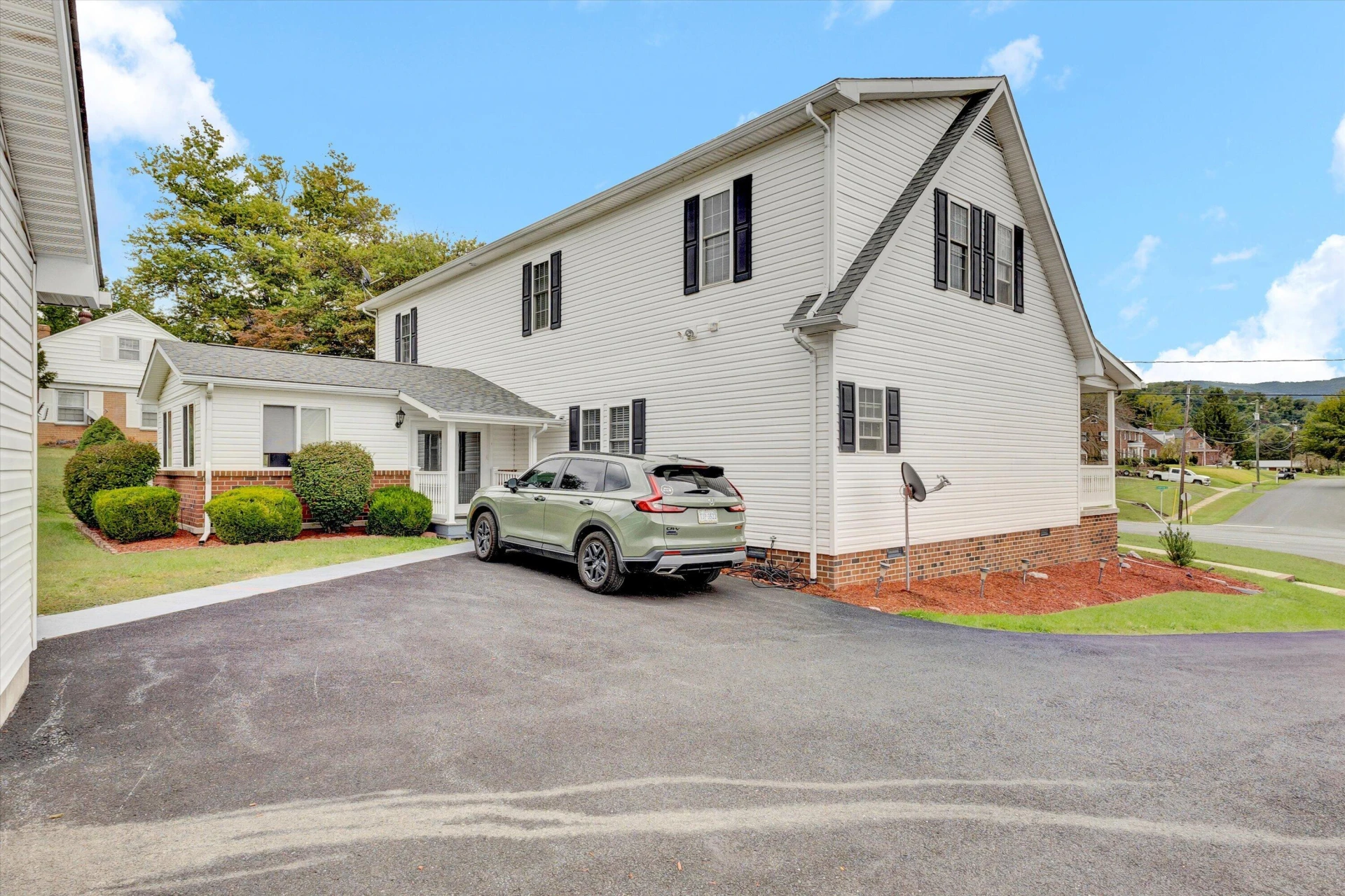 312 E Madison ST - Photo 38