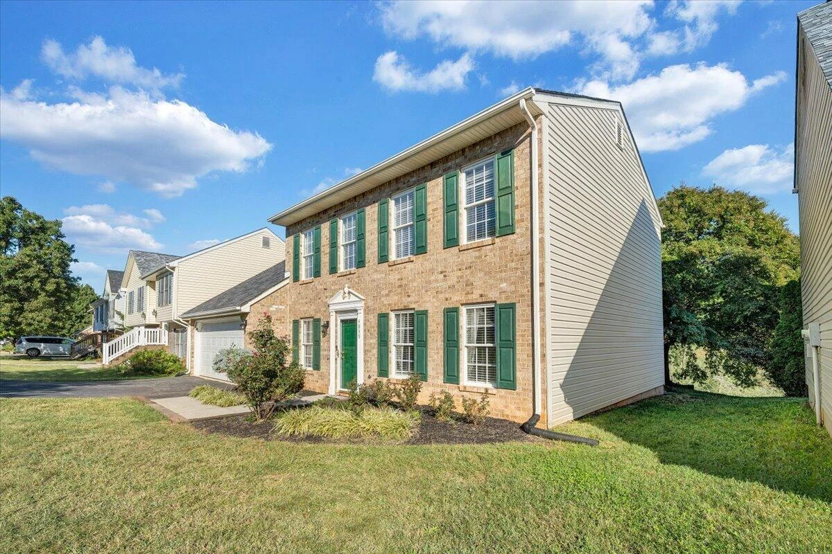 4839 Golfview DR NE - Photo 2