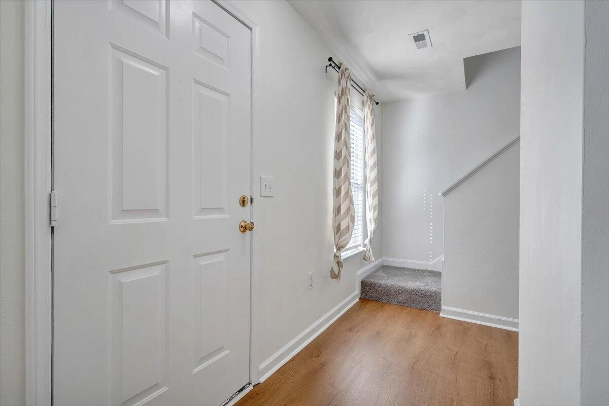 4839 Golfview DR NE - Photo 5