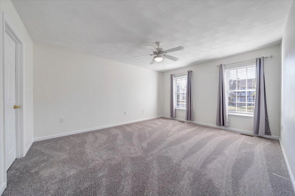 4839 Golfview DR NE - Photo 22