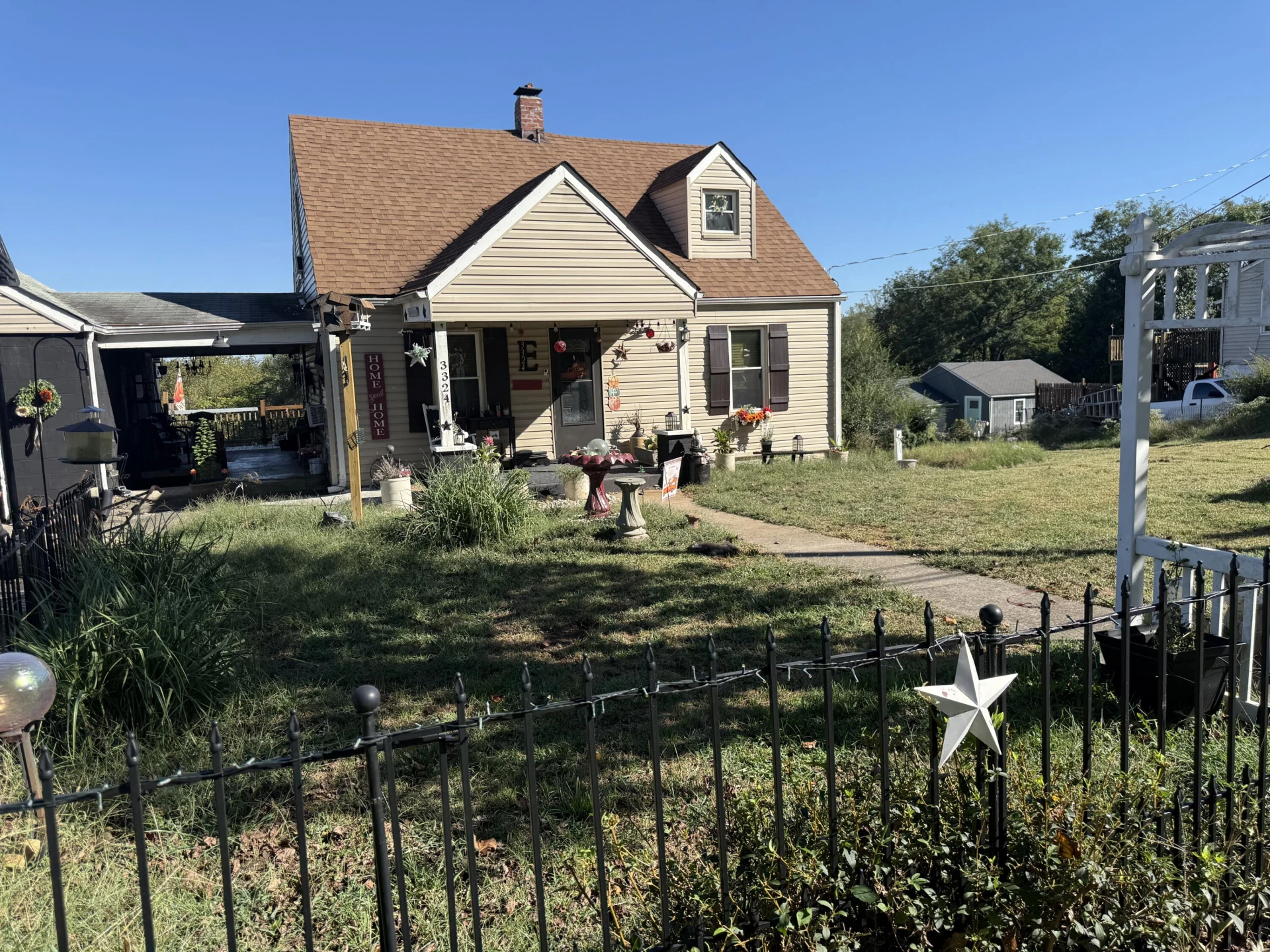 3324 Bandy RD - Photo 2