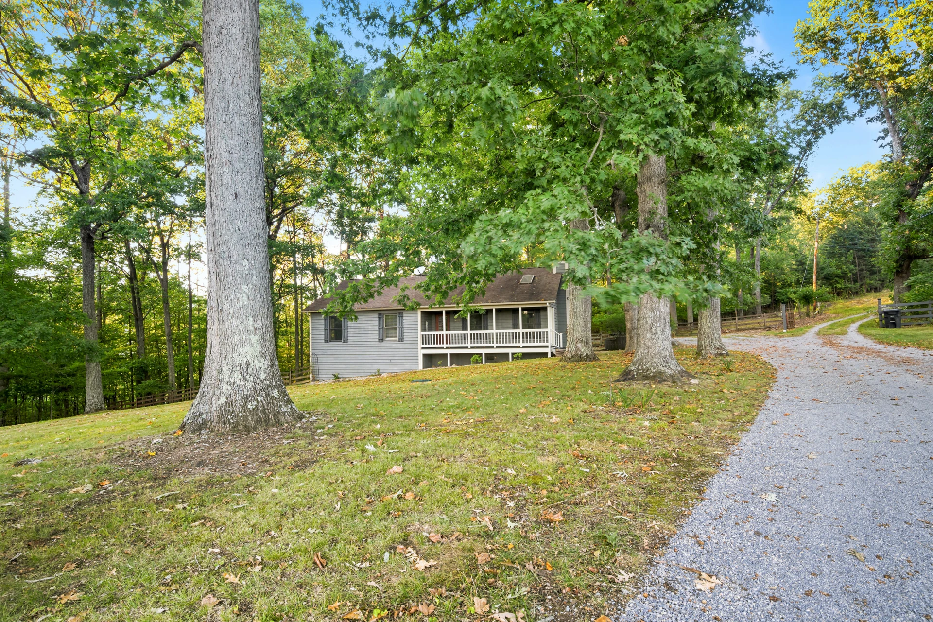 7601 Bending Oak DR - Photo 39