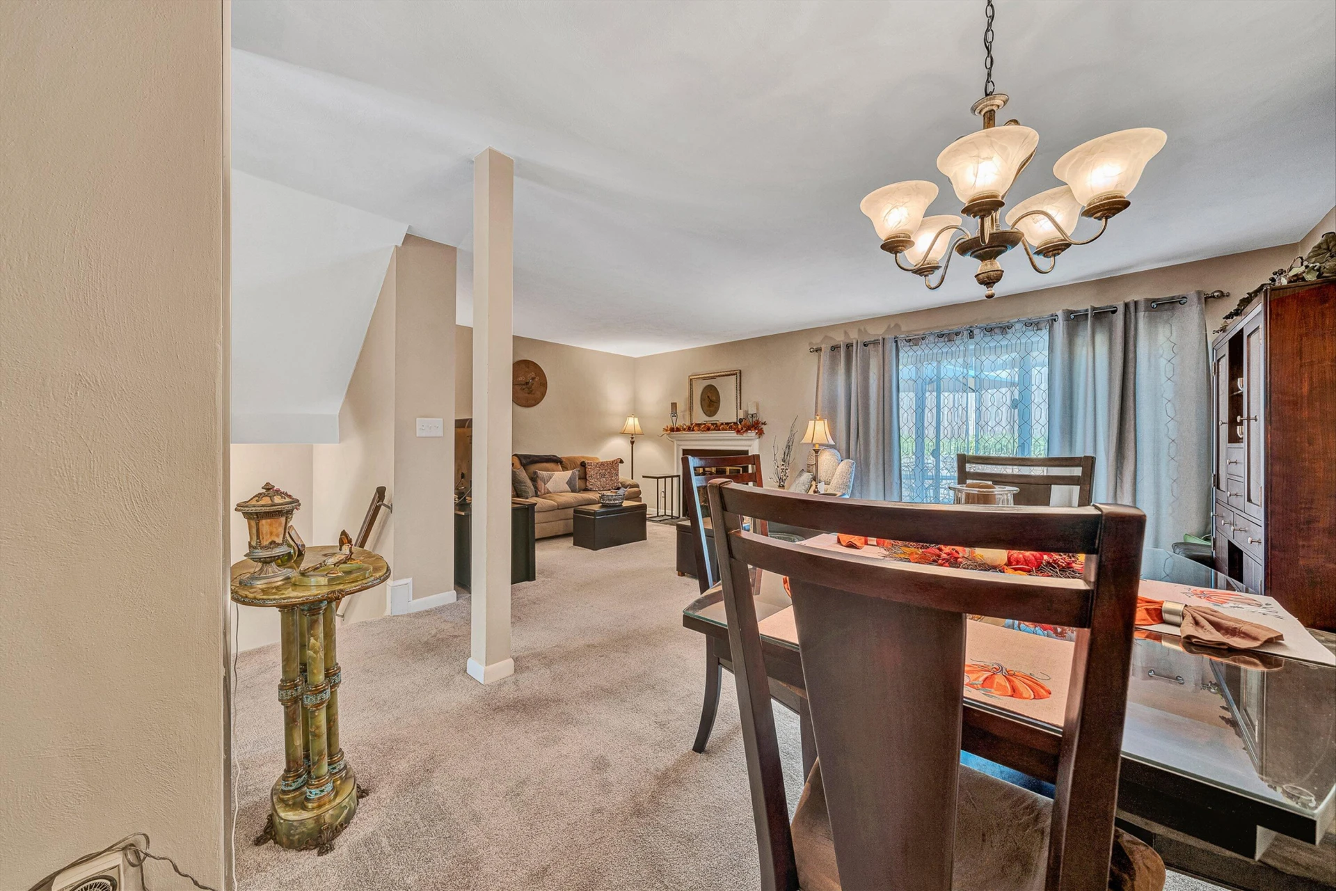 3394 Londonderry LN - Photo 5