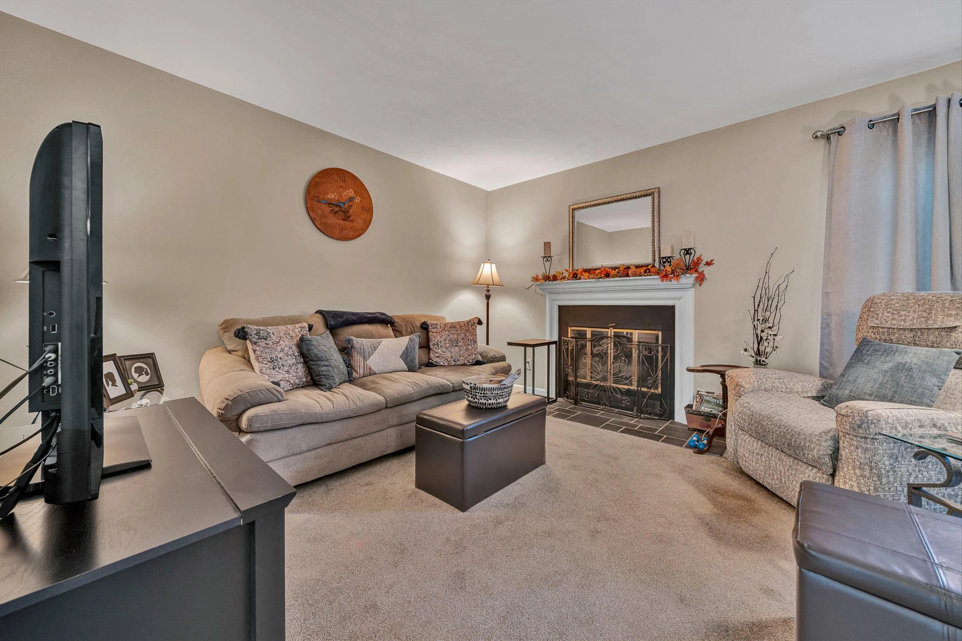 3394 Londonderry LN - Photo 7