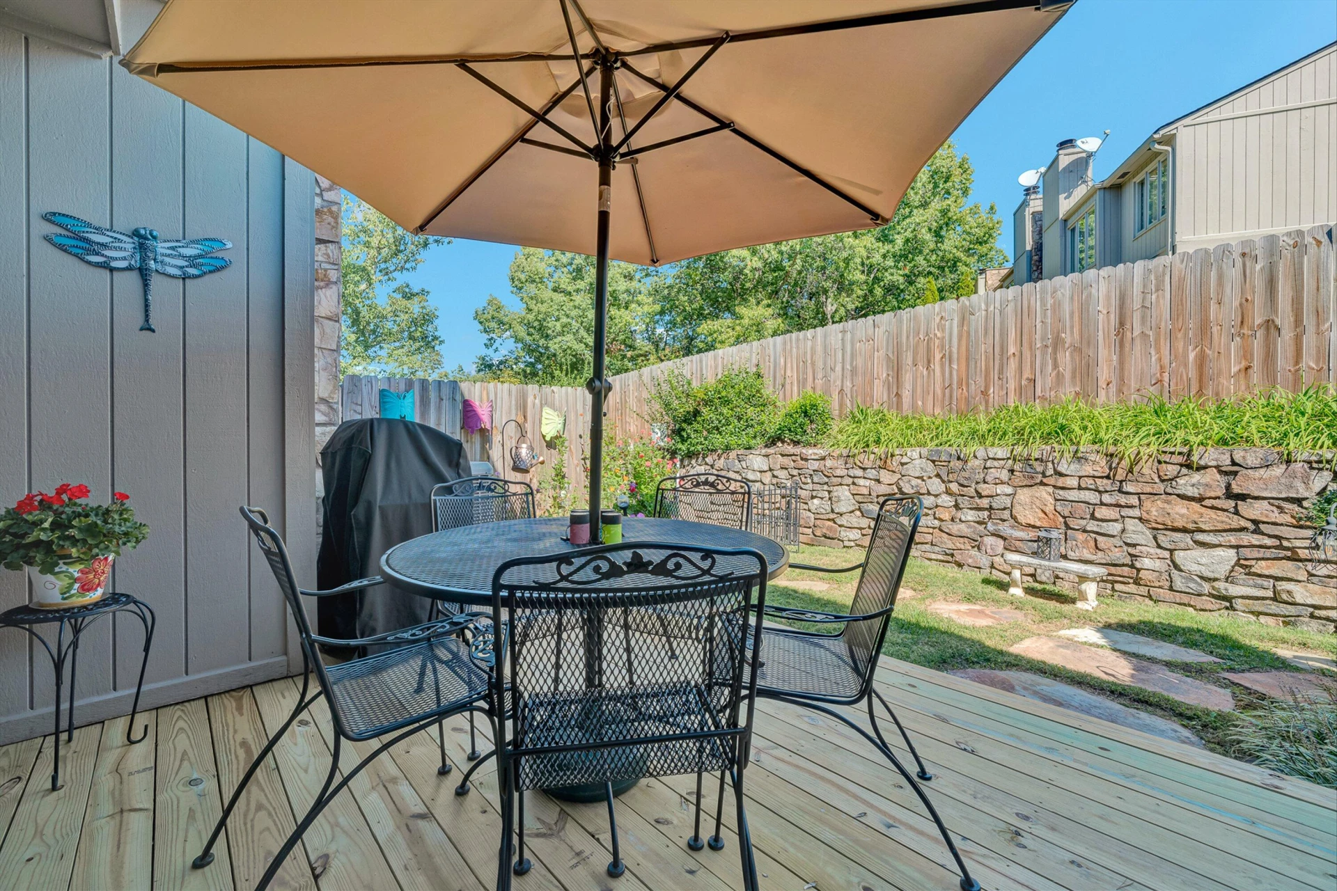 3394 Londonderry LN - Photo 29