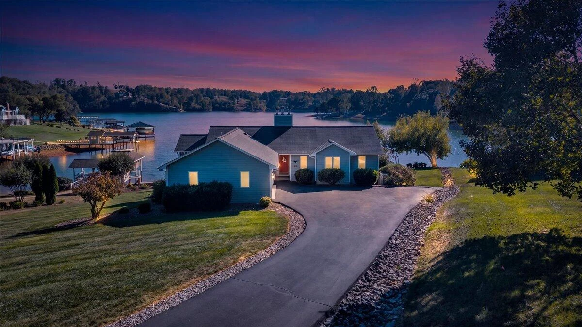 95 Royal CT