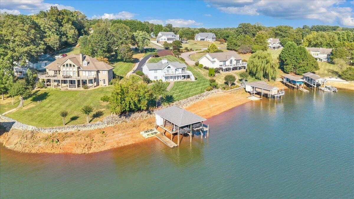 95 Royal CT - Photo 5