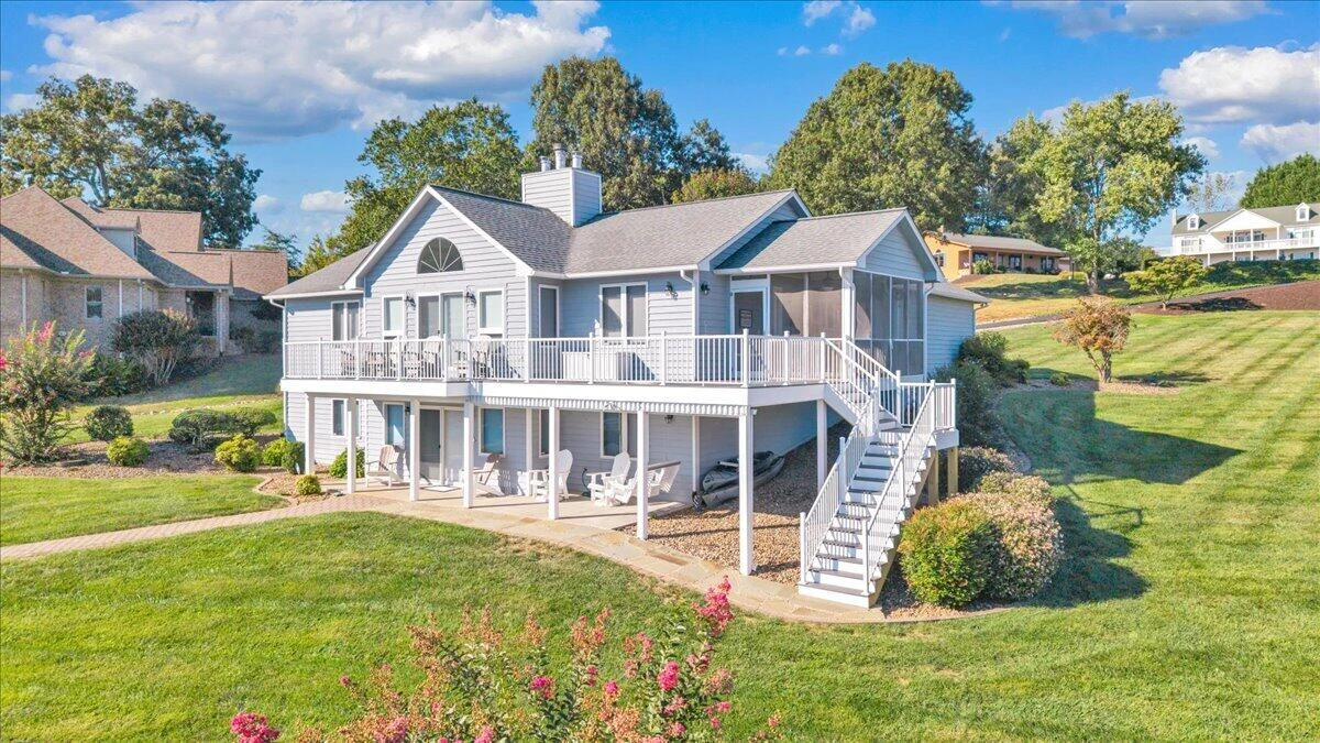 95 Royal CT - Photo 7