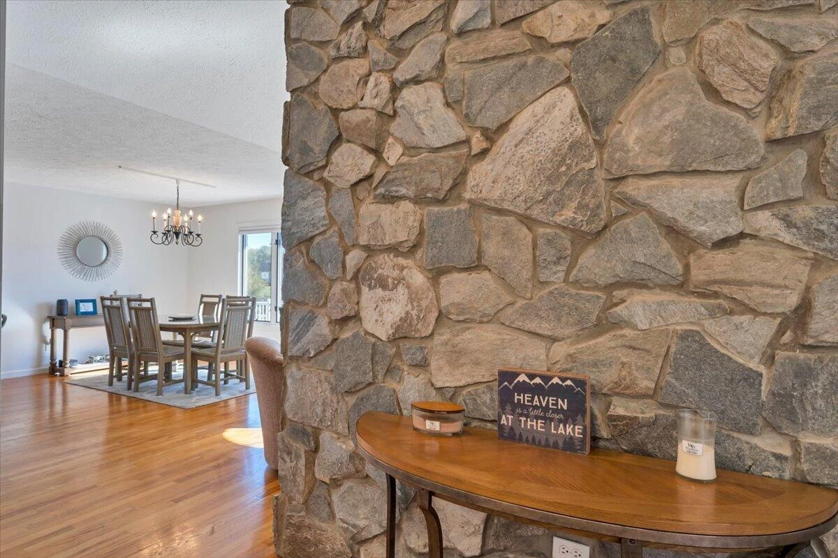 95 Royal CT - Photo 10