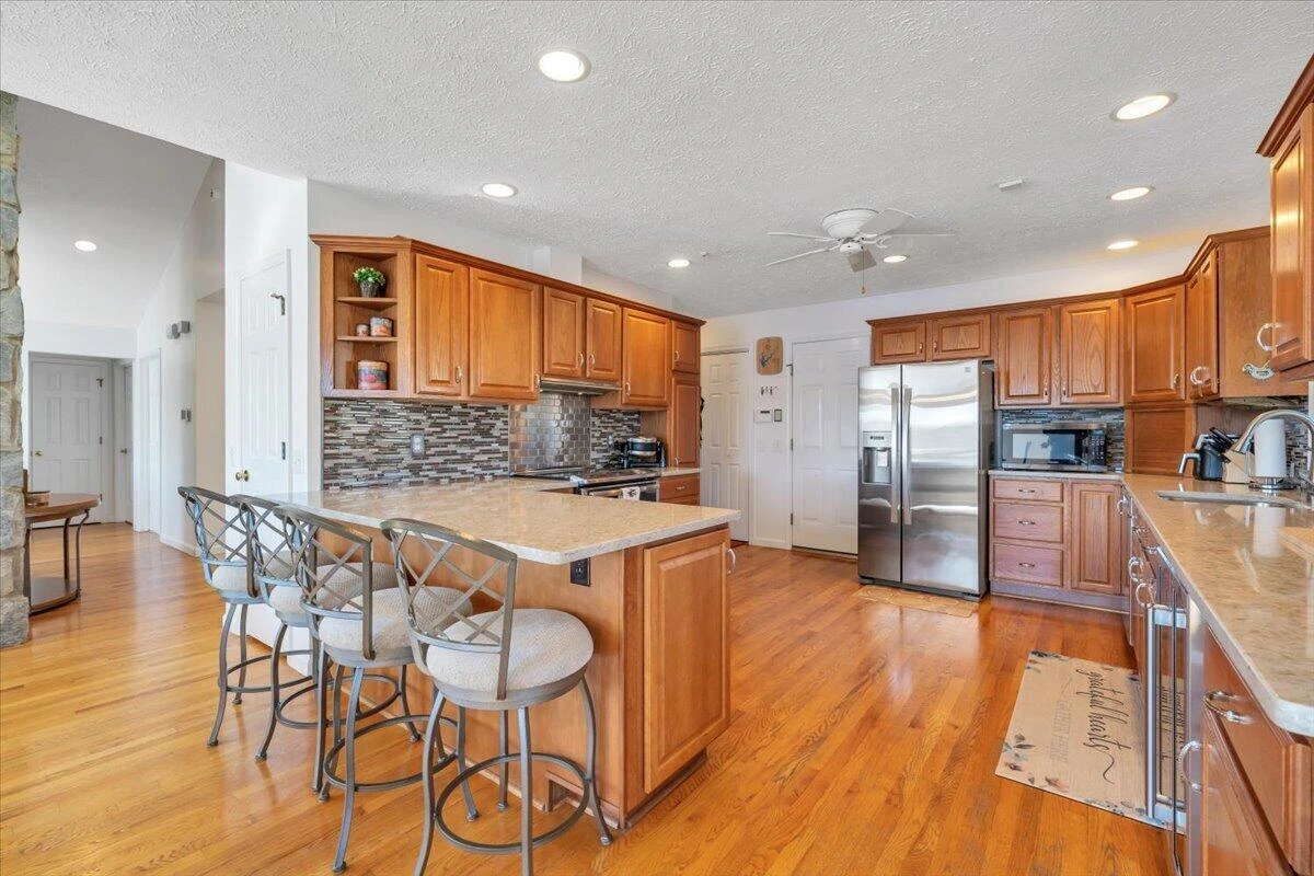 95 Royal CT - Photo 20