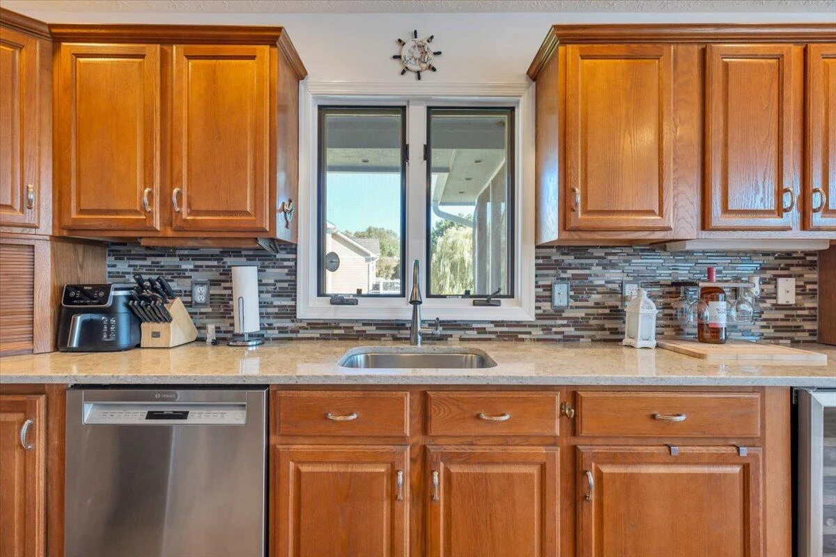 95 Royal CT - Photo 24
