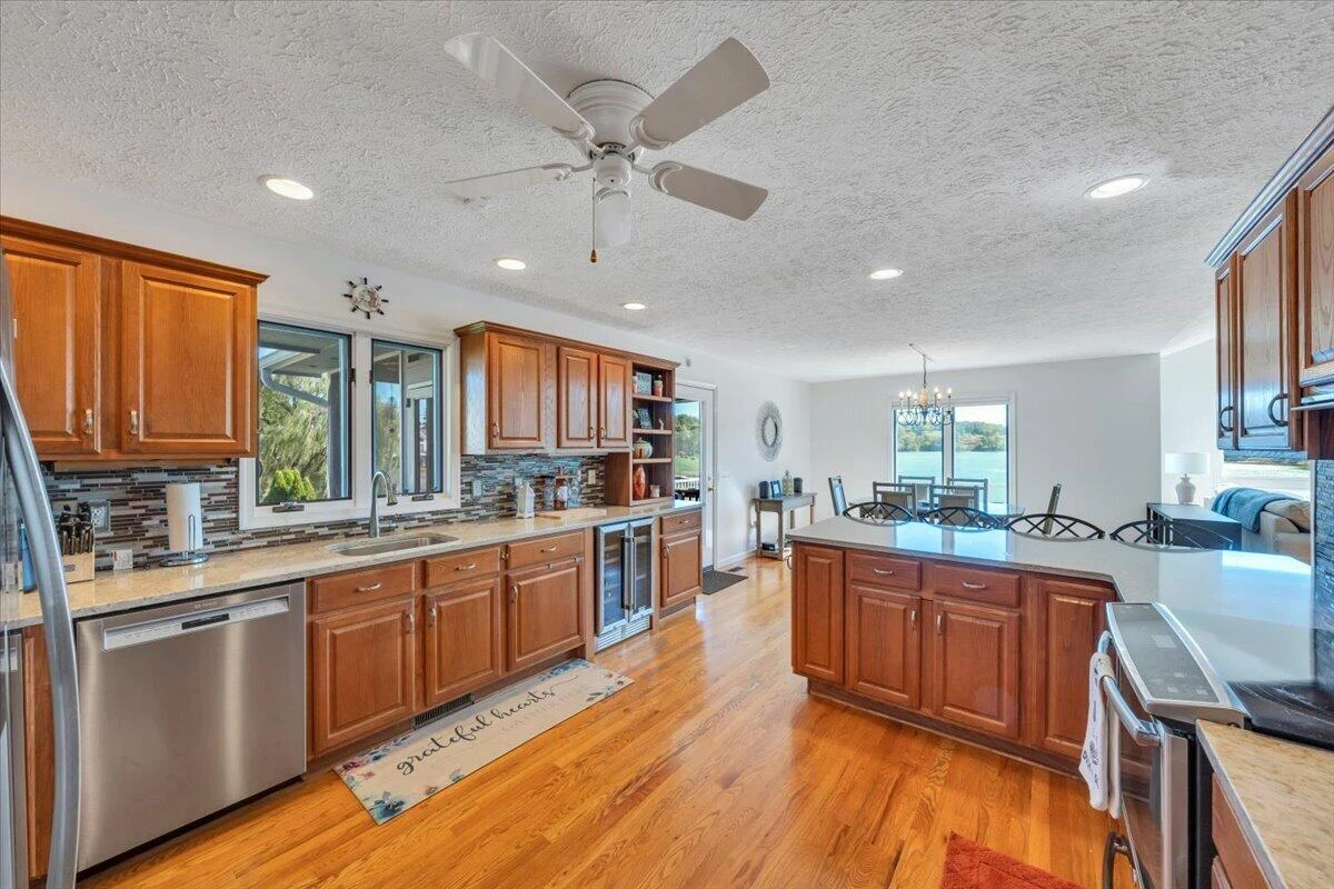 95 Royal CT - Photo 27