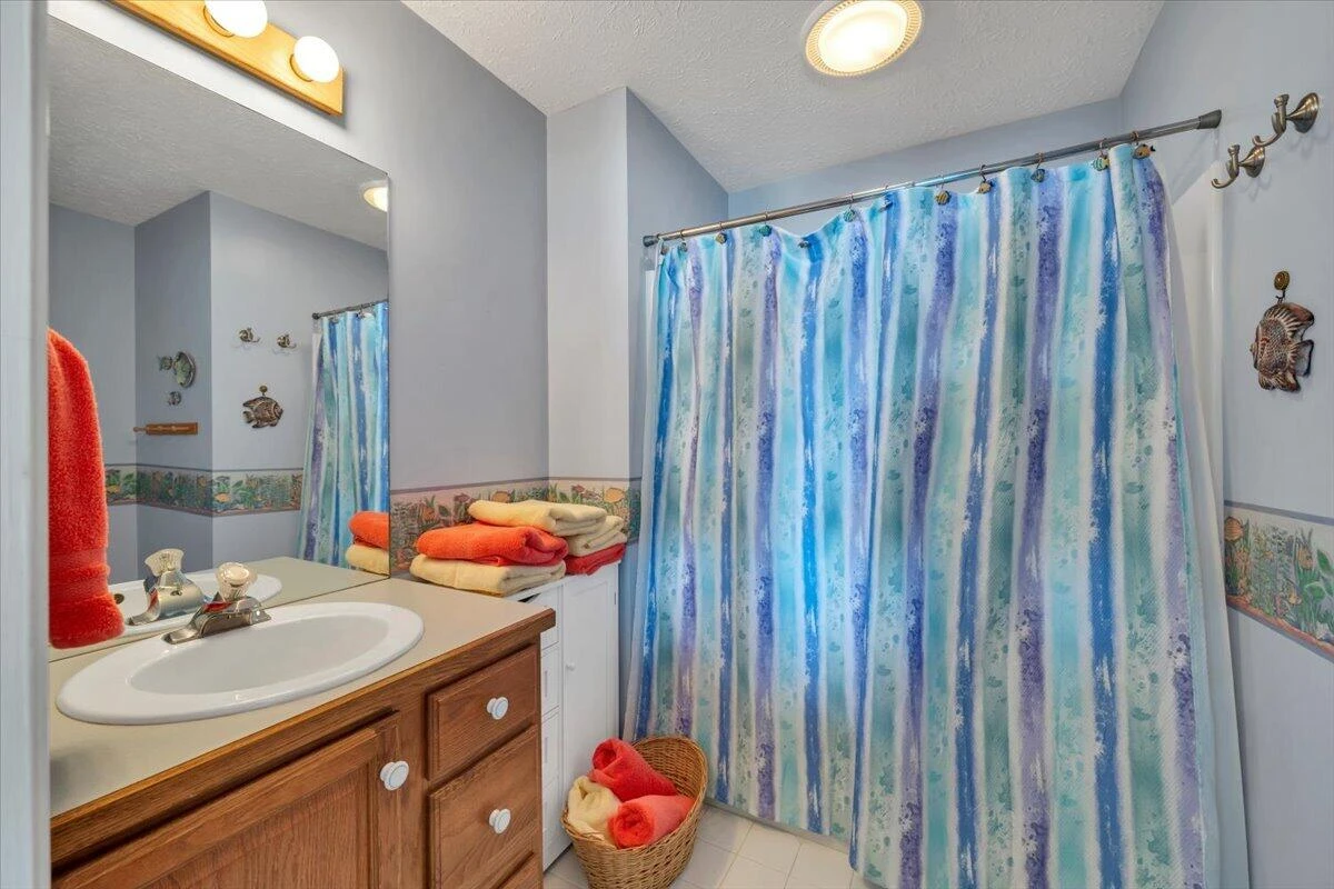 95 Royal CT - Photo 51