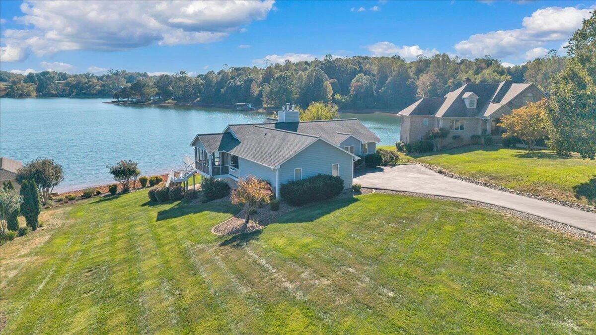 95 Royal CT - Photo 69