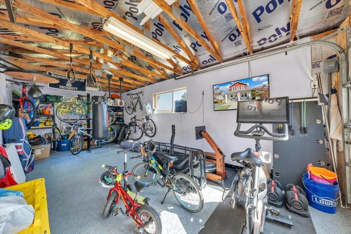 2517 Montgomery AVE SW - Photo 48