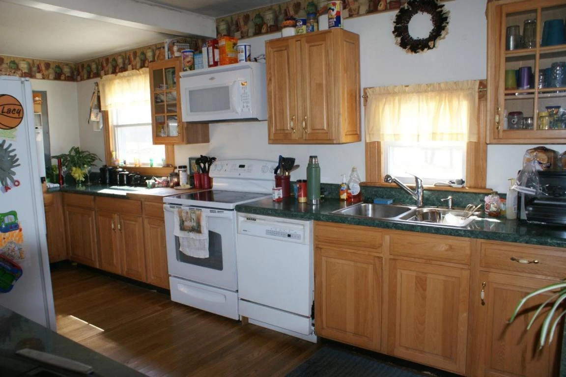 5005 Forty Two RD - Photo 17
