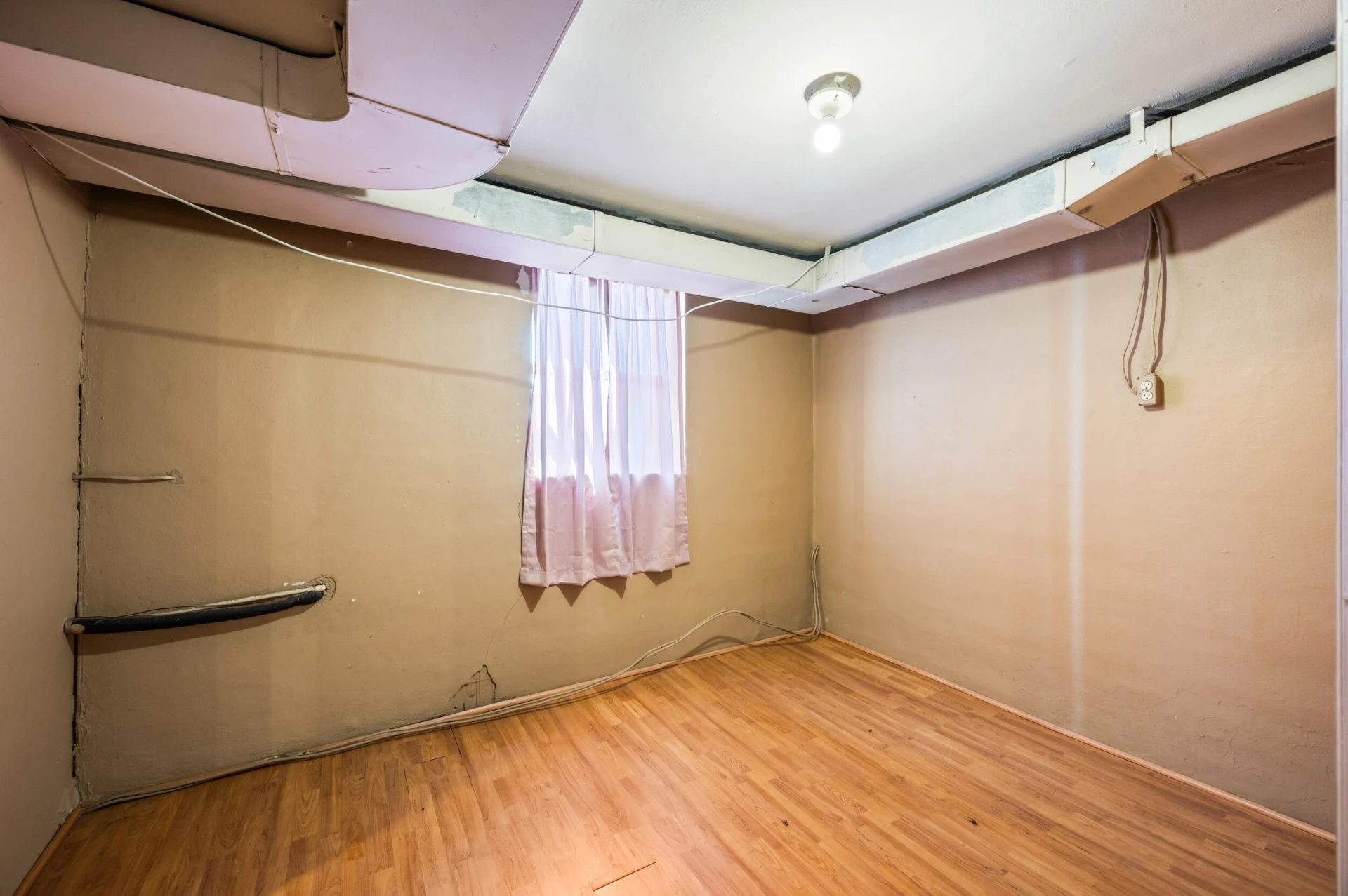 1435 Belmont DR - Photo 26