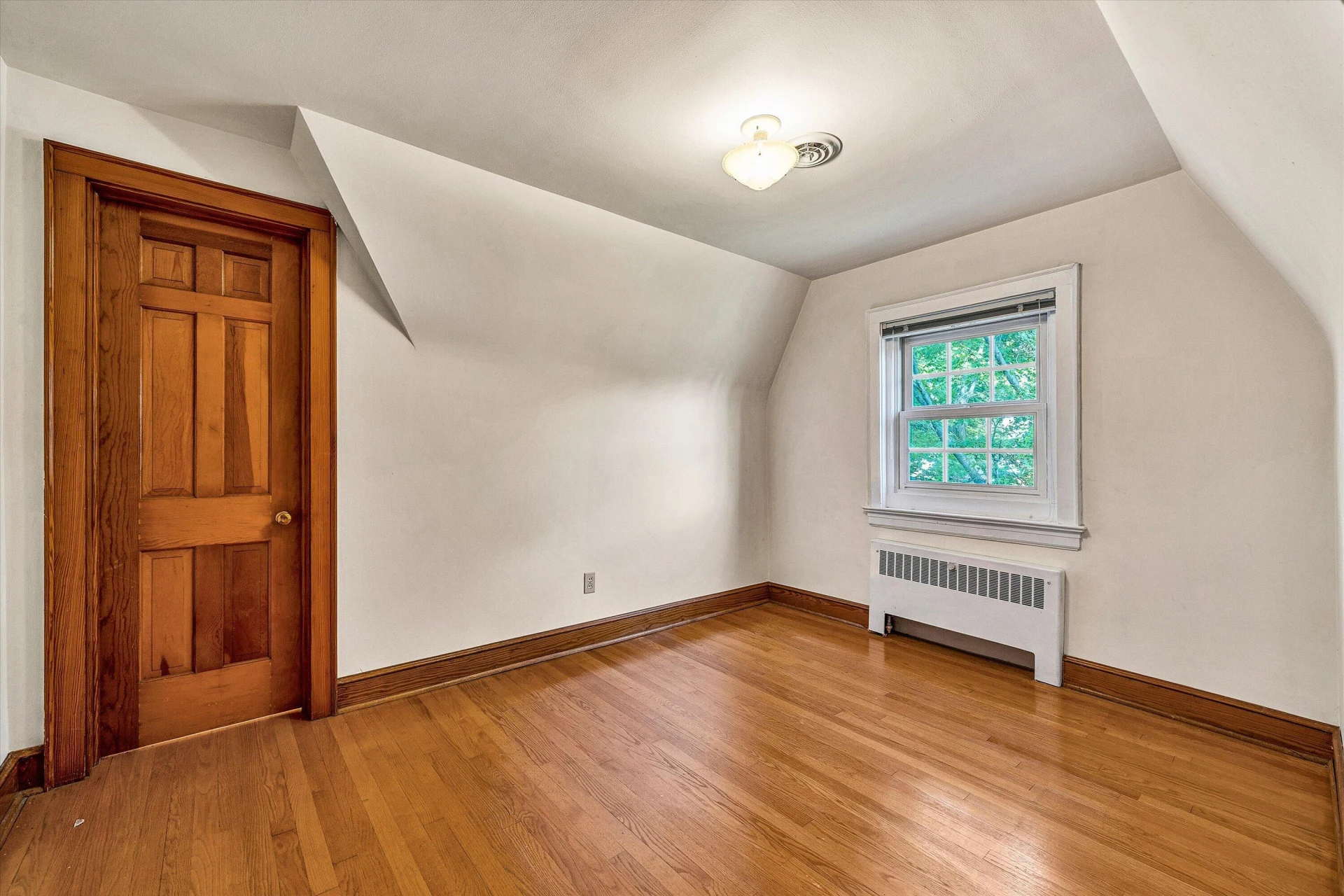 826 Maryland AVE - Photo 16