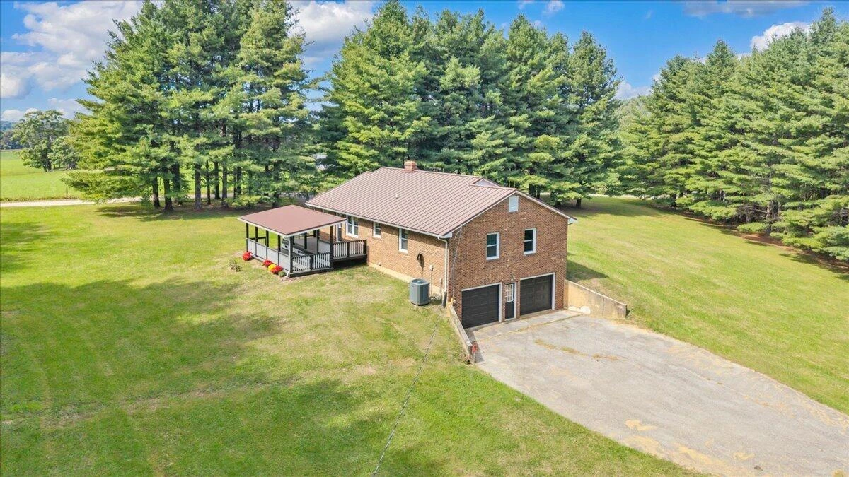698 Hummingbird LN SE - Photo 3