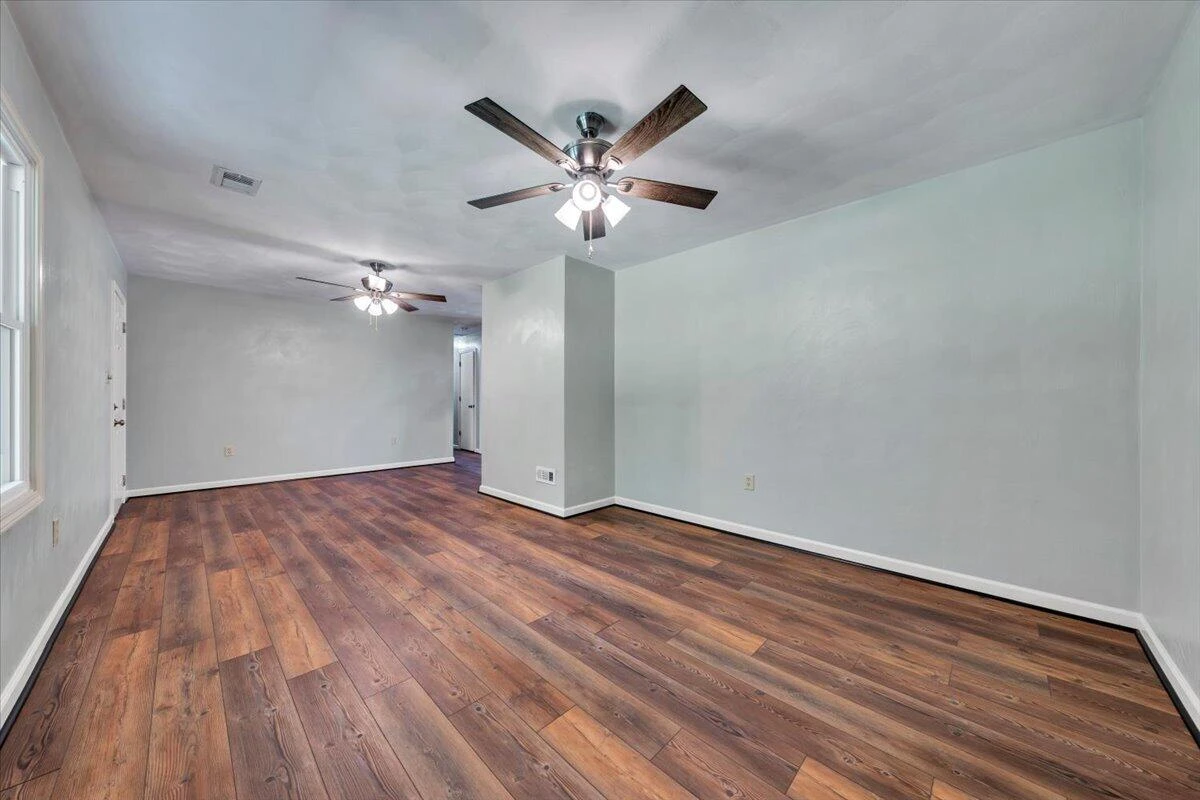 698 Hummingbird LN SE - Photo 9