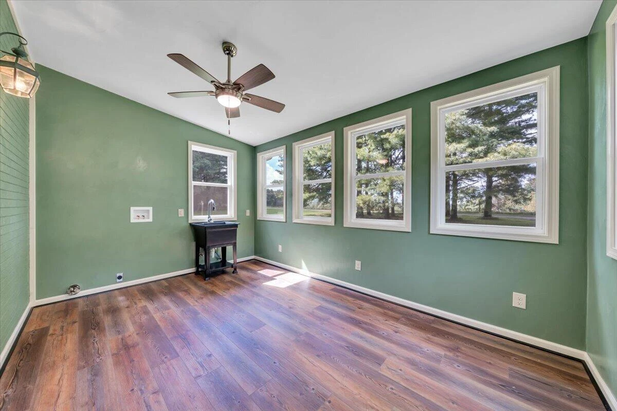 698 Hummingbird LN SE - Photo 17