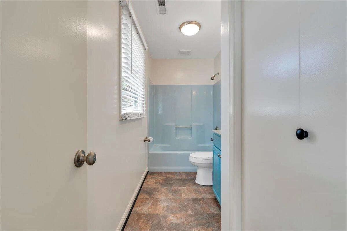 698 Hummingbird LN SE - Photo 21