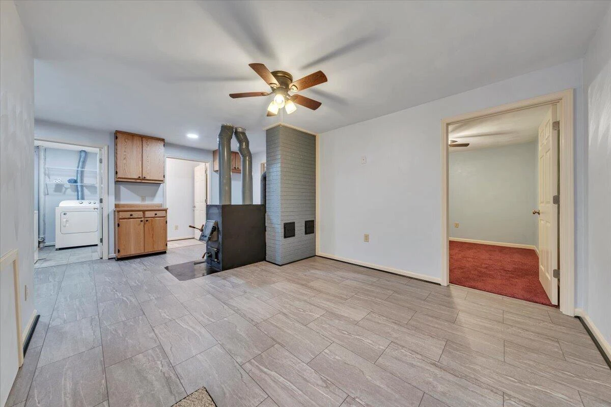 698 Hummingbird LN SE - Photo 28